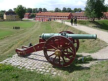 A Danish cannon on a typical 18th century field carriage. Kastellet, Copenhagen 272.jpg
