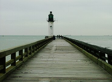 L'ancienne jetée ouest.