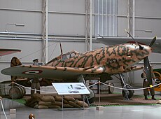 Le Macchi C.205, entré tardivement dans la guerre (1943) il est considéré comme l'un des meilleurs avions de sa génération. Les Allemands le reproduisent ainsi que les Alliés après l'effondrement du régime fasciste.