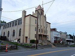 Market Street (U.S. Route 209) in Cumbola. New Life In Christ Ministries.