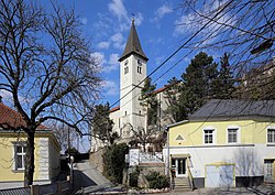 Centrum Matzenu s kostelem sv. Linharta