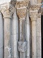 Säule am Portal der Neumarktkirche in Merseburg