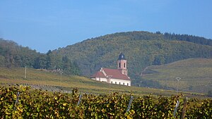 Eglise Saint-Maurice vue depuis la route entre Orschwiller et Châtenois