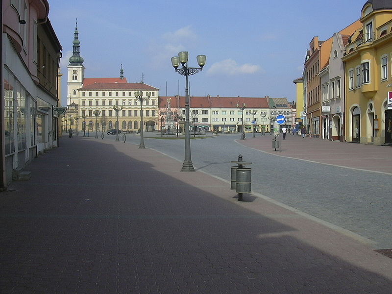 File:Pohled na náměstí Vyškov.JPG