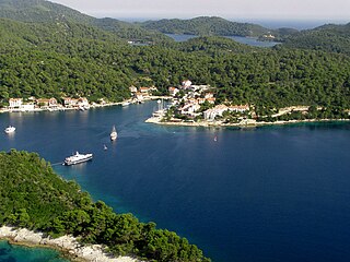 Přistaw Pomena na kupje Mljet