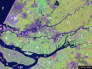 The geography of the landing areas: at the coast is The Hague; Rotterdam is at n, Waalhaven at 9 and Dordrecht at 7; h indicates the Hollands Diep RMSDeltaNorth.jpg