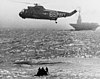 SH-3A Sea King over Gemini 2 космический корабль 1965.jpg