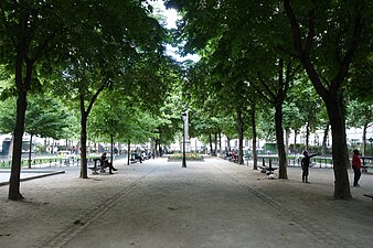 Square Émile-Chautemps.