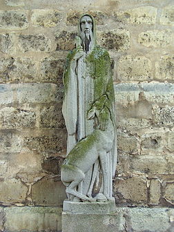 Statue de Fraimbault de Lassay de l'église Saint-Pierre-Saint-Paul d'Ivry-sur-Seine. (définition réelle 1 932 × 2 576)