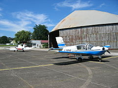 Morane-Saulnier Rallye MS 893 de 180 ch utilisé pour remorquer des planeurs.