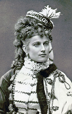 Charlotte Bergström i titelrollen i Storhertiginnan av Gerolstein, Södra Teatern 1867
