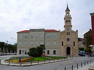 crkva i samostan sv. Frane na Obali