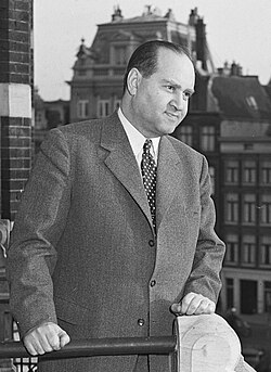 David Oistrach vuonna 1956.