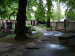 Dolní Chabry - hřbitov