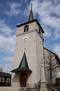 L'église au chef-lieu.