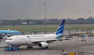 Garuda Indonesia di Bandar Udara Schiphol