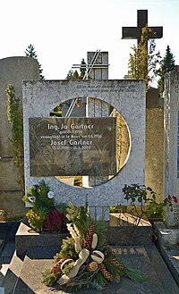Grab von Jo Gartner, Friedhof Döbling Wien