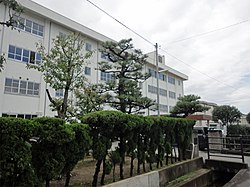 富山市立堀川中学校