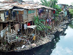 Slum im Osten von Cipinang