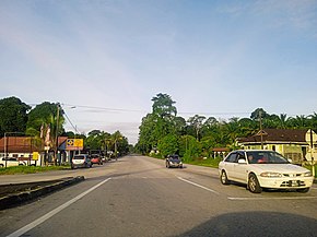 Jalan Batak Rabit-Bidor (Federal Highway 58), Kampung Simpang Tiga.jpg