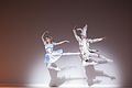 「不思議の国のアリス (バレエ)（英語版）」を踊るワシントン・バレエ団（英語版）の大貫真希とジョナサン・ジョーダン(2012年)