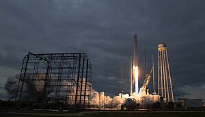 Orbital ATK CRS-8 Launch (NHQ201711120006).jpg