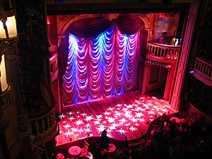 English: Interior of the Playhouse Theatre, No...