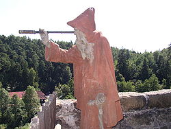 Socha Samuela Görnera na vyhlídce skalního hradu Sloup