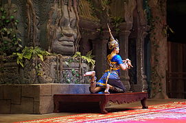 Сием-Рип Танцы Камбоджи (3) .jpg