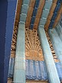 Терракотовый санбёрст в золоте в Восточном Колумбийском Здании в Лос-Анджелесе