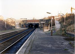 Farnworth railway station in 1989.jpg