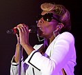 Mary J. Blige 2012.jpg