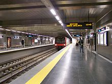 Terreiro do Paco station (Blue Line). Metro Lisboa Lisbon Terreiro do Paco platforms.jpg
