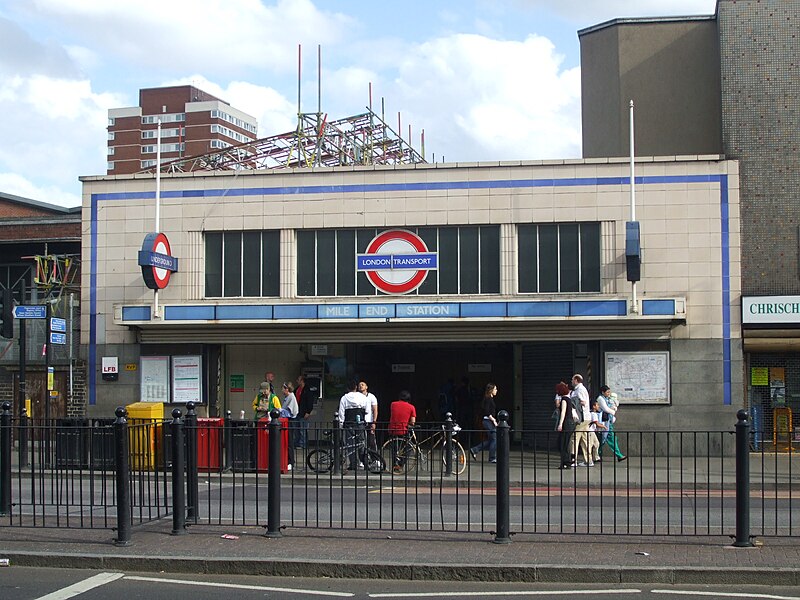 File:Mile End stn entrance.JPG