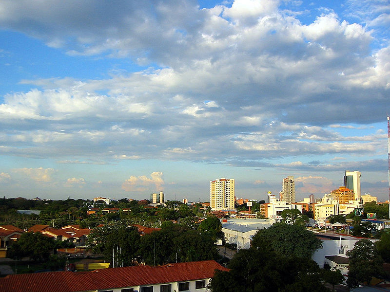 File:Panorama Santa Cruz de la Sierra Bolivia.jpg