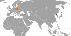 Карта с указанием местоположения Северной Кореи и Польши