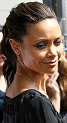 Thandie Newton joue Tangie Adrose