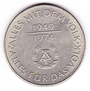 Münze zu 25 Jahre DDR