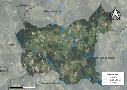 Vue aérienne du territoire communal.