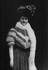 Weißfuchsboa, Ellen Glasgow (1906 oder früher)