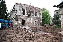 Crater between the buildings of regional psychiatric hospital in Kharkiv Kharkiv Regional Clinical Psychiatric Hospital No. 3 after Russian attack, 2024-04-27 (01).jpg