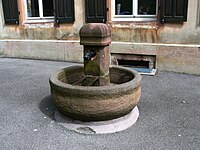 Fontaine circulaire du XIXe siècle