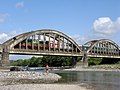 Zug Moskau-Sochumi auf der Gumista-Brücke vor Sochumi (2009)