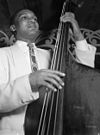 Oscar Pettiford, Auftritt im New Yorker Jazzclub Aquarium, ca. November 1946.