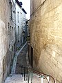 La rue du Port de Graule ; à droite, l'arrière de l'hôtel Salleton.