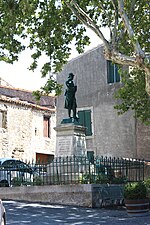 Poilu baïonnette au canon (d) (monument aux morts)