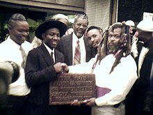 Igbo Jews, Nigeria, presented with a plaque Rabbis Howshua Amariel and Hi Ben Daniel.jpg