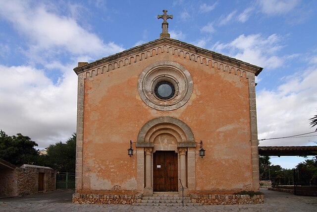 Ruberts, Iglesia parroquial, fachada principal