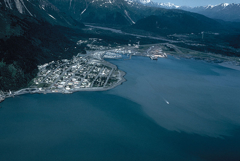 800px-Seward_Alaska_aerial_view.jpg