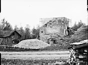 Ruiner av masugnen i Öskevikshyttan.